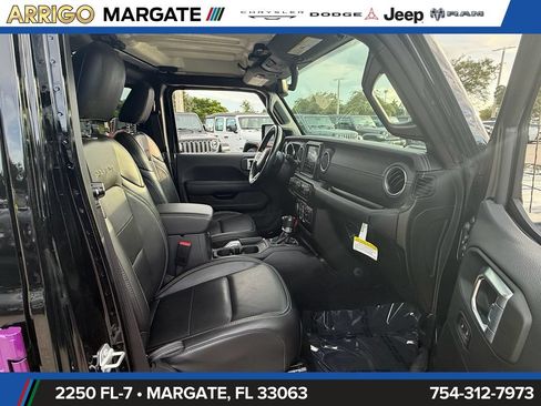 Used 2021 Jeep Wrangler Unlimited Sahara w/ Safety Group AWD/4WD image 19