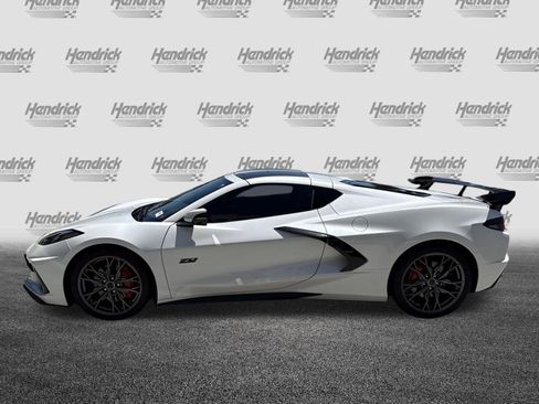 Used 2023 Chevrolet Corvette Stingray Premium Cpe RWD image 6