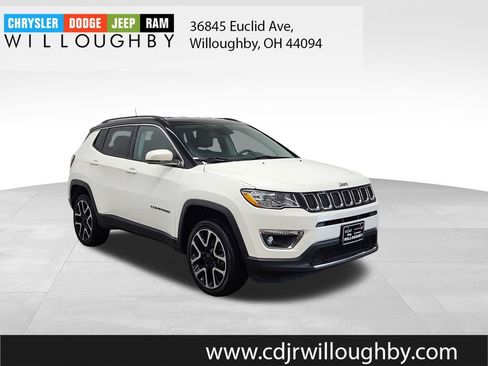 Used 2018 Jeep Compass Limited AWD/4WD image 3