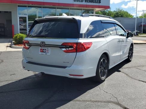 Used 2023 Honda Odyssey Elite image 4