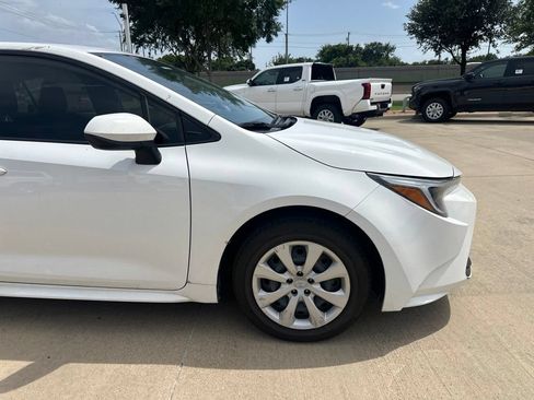 Used 2024 Toyota Corolla LE FWD image 11