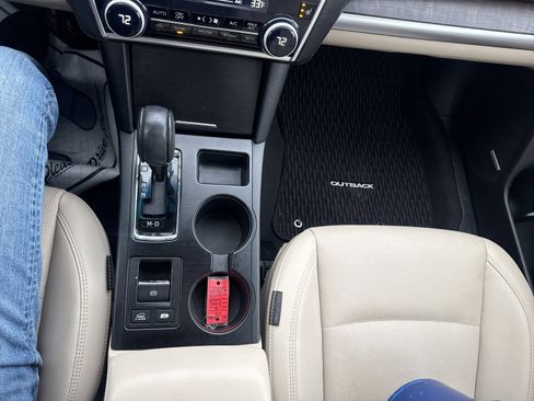 Used 2018 Subaru Outback 2.5i Limited image 21