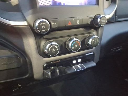 Used 2024 RAM 2500 Big Horn image 16