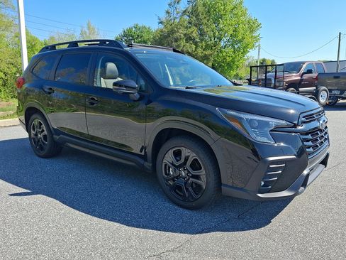 Certified 2023 Subaru Ascent Onyx Edition Limited AWD/4WD image 3