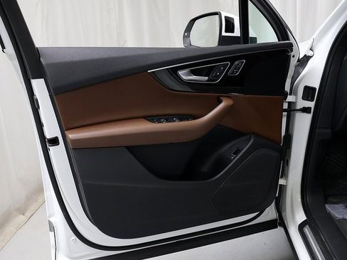 Used 2019 Audi Q7 3.0T Premium w/ Convenience Package image 25