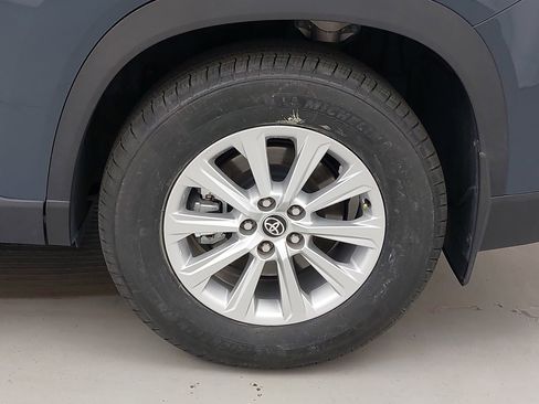 Used 2024 Toyota Grand Highlander AWD image 37