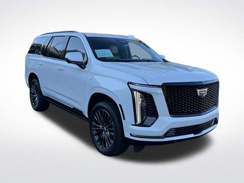 Certified 2025 Cadillac Escalade Sport Platinum AWD/4WD image 3