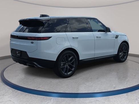 Used 2023 Land Rover Range Rover Sport SE AWD/4WD image 5