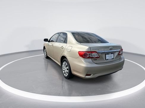 Used 2012 Toyota Corolla LE image 6