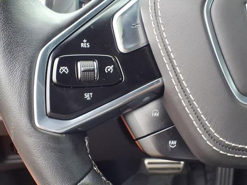 Used 2022 Chevrolet Corvette Stingray Premium Conv w/ Z51 Performance Package image 18