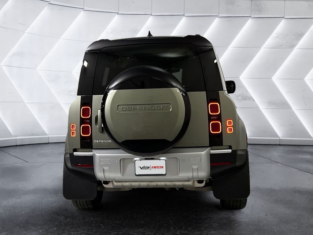 Used 2025 Land Rover Defender 110 S AWD/4WD image 5