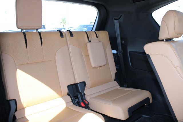 Certified 2024 Lexus LX 600 4WD w/ Interior Upgrade Package image 8