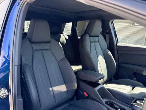 Used 2025 Audi Q4 e-tron Premium Plus w/ Premium Plus AWD/4WD image 16