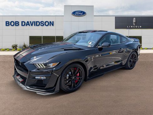 Certified 2022 Ford Mustang Shelby GT500 w/ Handling Package RWD image 1