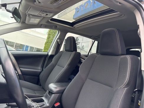 Used 2016 Toyota RAV4 XLE AWD/4WD image 15