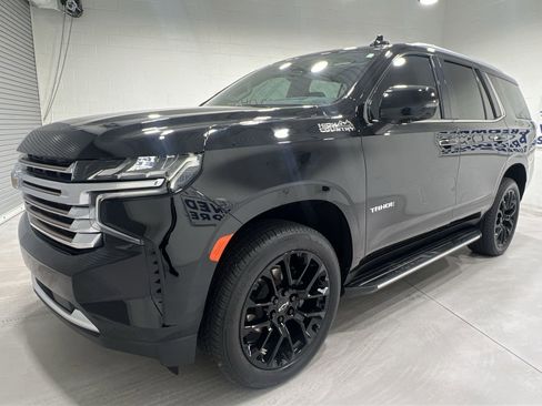 Used 2024 Chevrolet Tahoe High Country AWD/4WD image 4