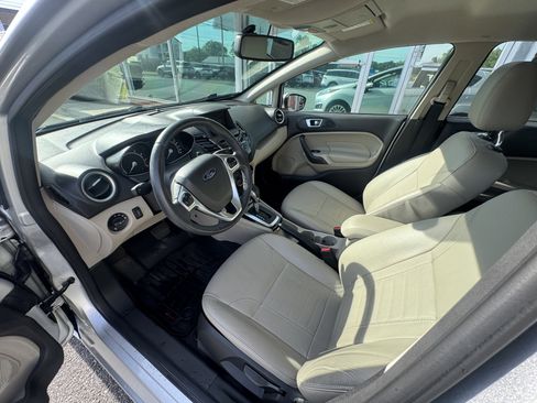Used 2016 Ford Fiesta Titanium FWD image 7