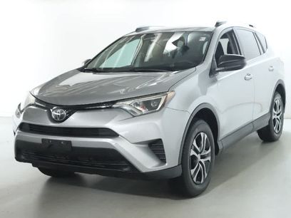 Used 2018 Toyota RAV4 LE w/ All Weather Liner Package