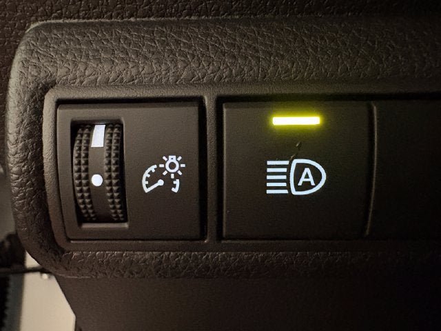 Used 2026 Toyota Corolla SE FWD image 8