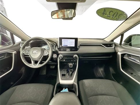 Used 2024 Toyota RAV4 XLE image 3