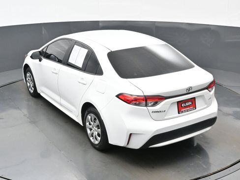 Used 2022 Toyota Corolla LE FWD image 36