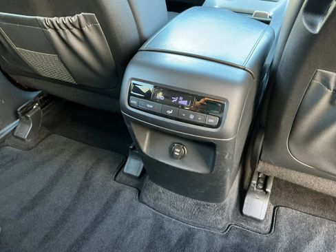 Used 2024 Hyundai Palisade SEL FWD image 20