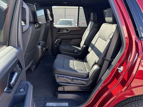 New 2026 GMC Yukon Denali w/ Denali Reserve Package AWD/4WD image 26