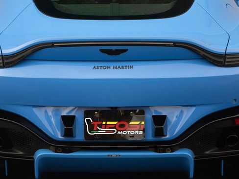 Used 2021 Aston Martin V8 Vantage Coupe RWD image 24