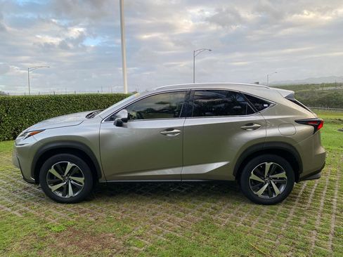 Used 2018 Lexus NX 300 FWD image 22
