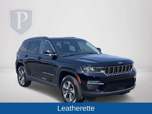 Used 2023 Jeep Grand Cherokee 4WD 4xe image 2