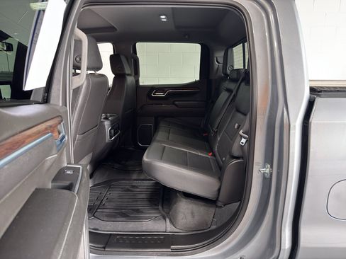 Used 2023 GMC Sierra 1500 SLT w/ SLT Premium Plus Package AWD/4WD image 12