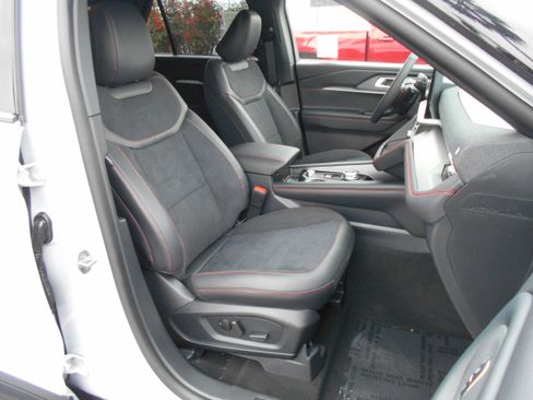 New 2026 Ford Explorer ST image 29