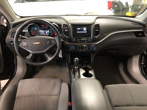 Used 2017 Chevrolet Impala LS image 7
