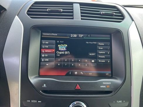 Used 2014 Ford Explorer XLT w/ Equipment Group 202A image 17