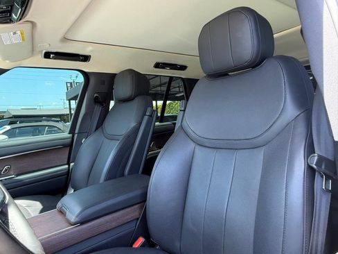 Used 2024 Land Rover Range Rover SE AWD/4WD image 22