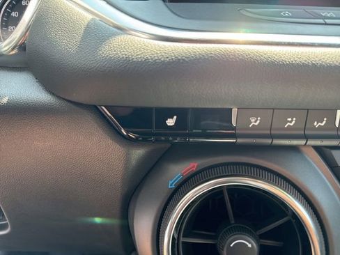 Used 2025 Chevrolet Blazer LT w/ Convenience Package image 20