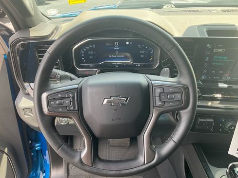 Used 2023 Chevrolet Silverado 1500 ZR2 AWD/4WD image 24
