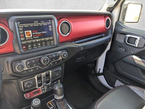 Used 2021 Jeep Wrangler Unlimited Rubicon AWD/4WD image 14