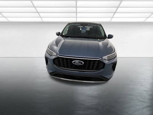 Used 2023 Ford Escape Active w/ Tech Pack #2 image 2