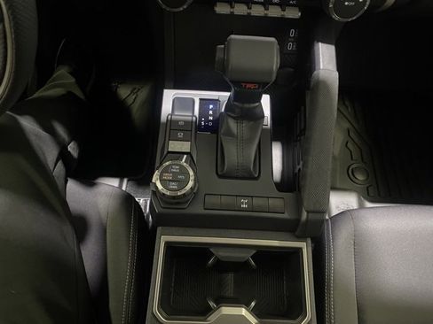 Certified 2025 Toyota Tacoma TRD Off-Road image 19