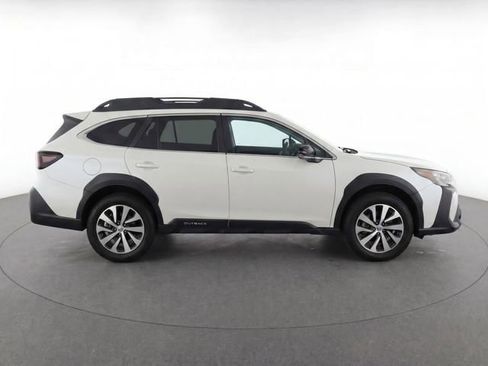 Certified 2024 Subaru Outback Premium AWD/4WD image 8