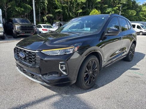 Used 2023 Ford Escape ST-Line Elite AWD/4WD image 5