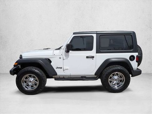 Used 2019 Jeep Wrangler Sport AWD/4WD image 9