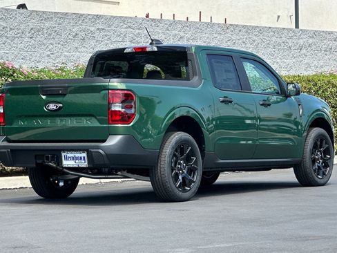New 2025 Ford Maverick XLT w/ XLT Luxury Package image 4