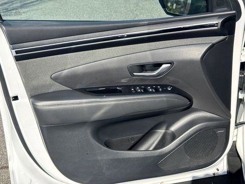 Used 2023 Hyundai Santa Cruz Limited image 10