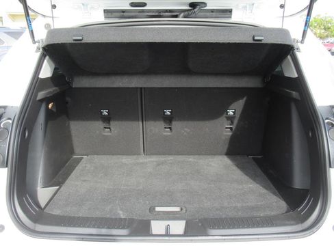 Used 2024 Chevrolet Trax LT w/ Driver Confidence Package image 29