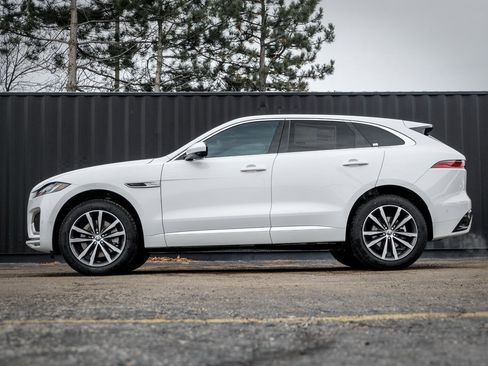 New 2026 Jaguar F-PACE R-Dynamic S image 3