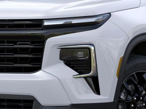 New 2026 Chevrolet Traverse LT w/ Midnight/Sport Edition AWD/4WD image 10