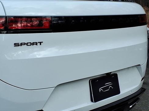 New 2026 Land Rover Range Rover Sport Dynamic SE image 19