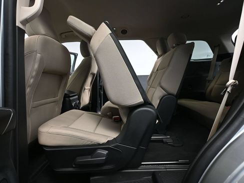 Used 2022 Ford Explorer 4WD image 39